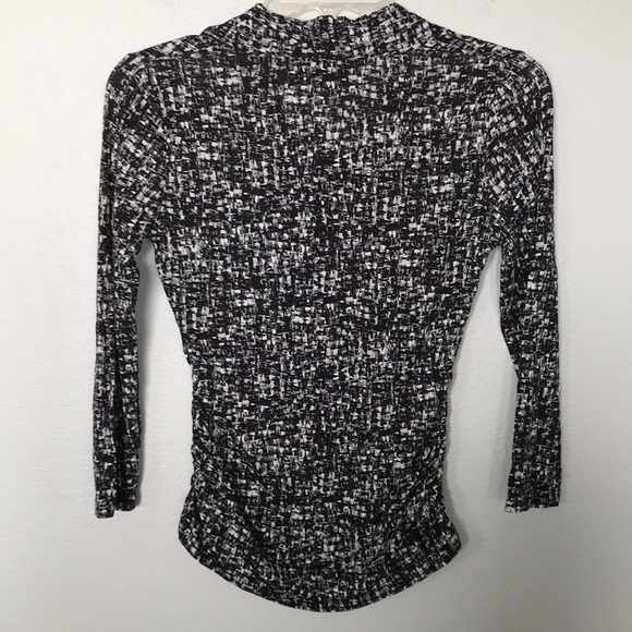 ATTENTION BLACK, WHITE & GREY LONG SLEEVE BLOUSE VERY SOFT SIZE XS - Picture 4 of 6